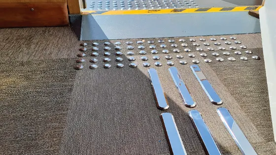 Piso Tátil Inox: Segurança e Durabilidade